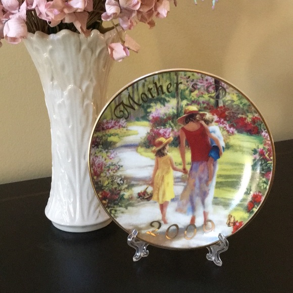 2/$15 Mini plates set 22k gold trimmed - Picture 2 of 11